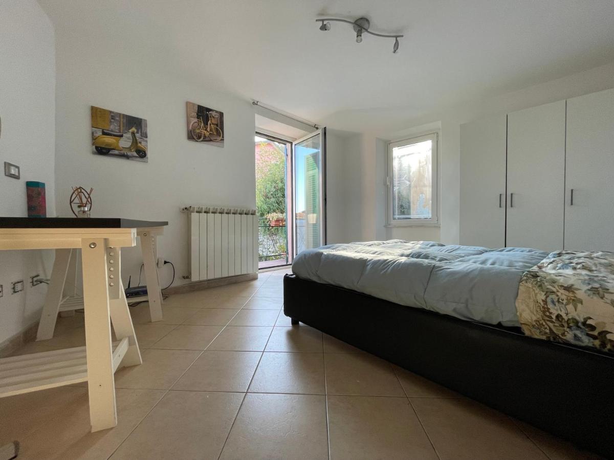 Tra Alpi Apuane E Cinque Terre.. Casetta Renata! Villa Valeriano Lunense Bagian luar foto